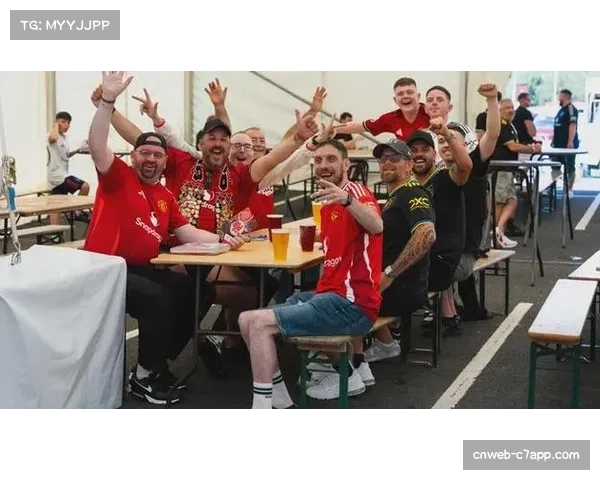 老特拉福德举办男性心理健康活动 红魔名宿共聚关注心理问题