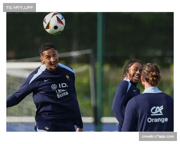 酋长防守二线区域覆盖严密，对手传球成功率被限制